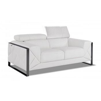 Global United 903 - Genuine Italian Leather Loveseat in White color.