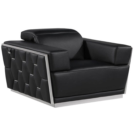 Global United Furniture 1111 Top Grain Genuine Italian Leather Chair in Black color. 1111-black-chair