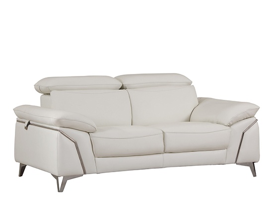 Global United 727 - Genuine Italian Leather Sofa in White color.