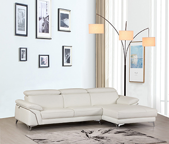 Global United 727 - Genuine Italian Leather Sectional in White color.