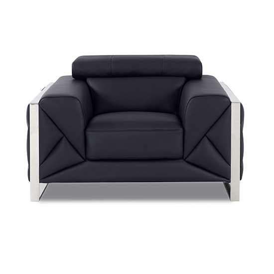 Global United 903 - Genuine Italian Leather Chair in Black color.