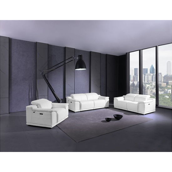 Global United 9762- Genuine Italian Leather 3PC Power Recycling Sofa Set in White color.