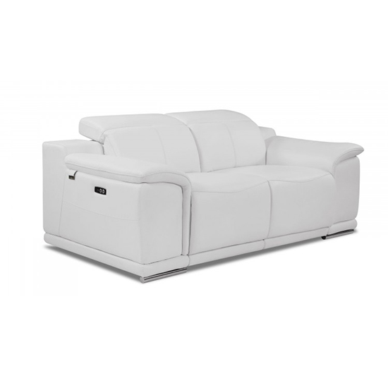 Global United 9762 - Genuine Italian Leather Power Reclining Loveseat in White color.